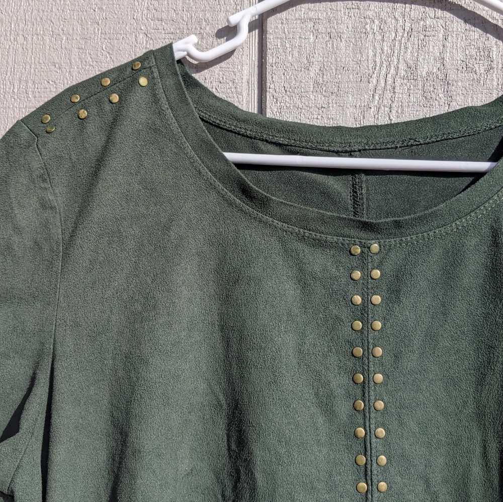 Dark Green Velvet Shirt - Picture 2 of 4